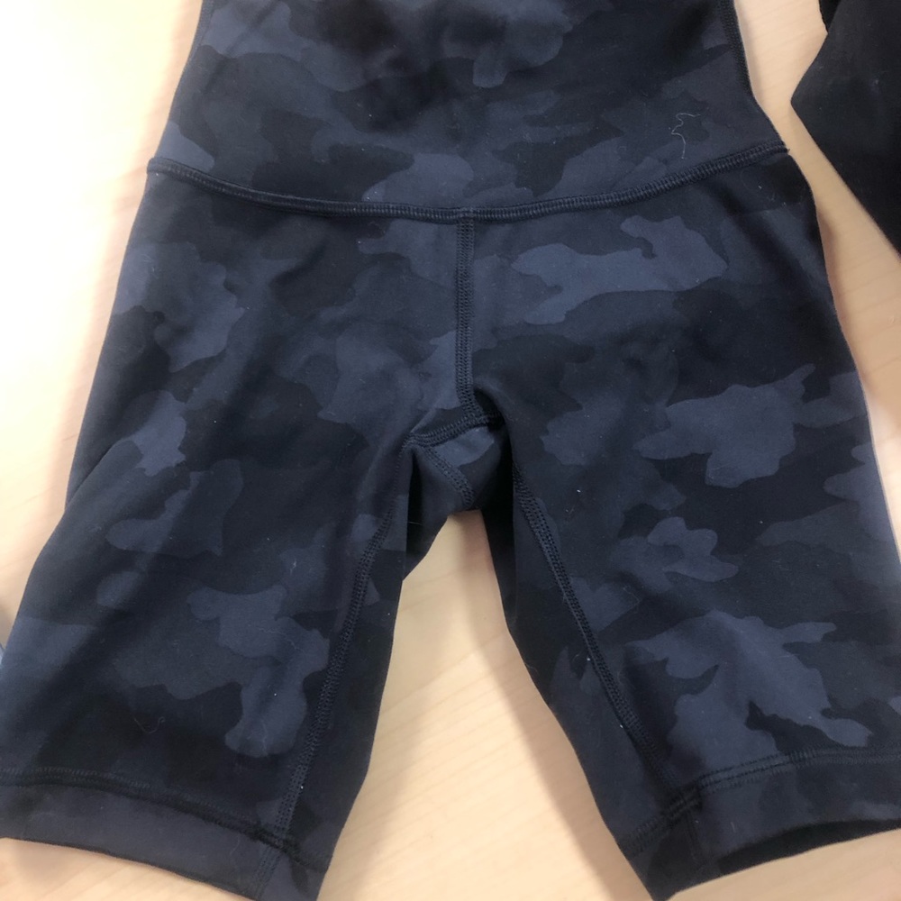EUC- Lululemon shorts size 0